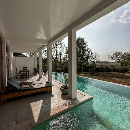 Giri Villa 탕갈레 외부 사진
